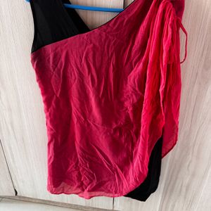 Sleeveless Layered Top