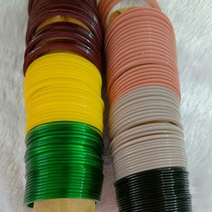 Pack Of 6 Multicolour Plastic Bangles Set .2/6