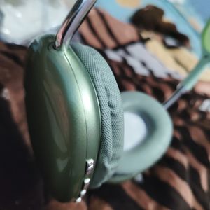 P9 Headphones & Dupe Of Apple