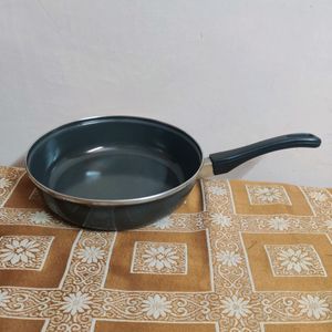 Set Of Kadai, Frying Pan And Saucepan