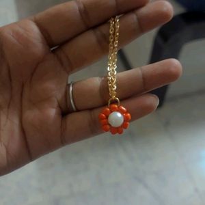 COMBO OF FLOWER LOCKET AND EARRING🧡🧡❤️❤️