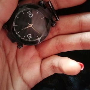 Like New Black Watch Without Belt