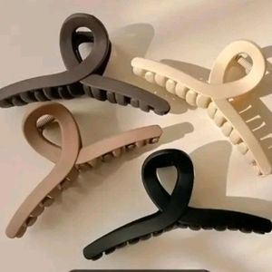 Korean fancy hair clutcher pack of 2