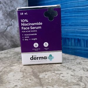 The Derma Co. Face Serum