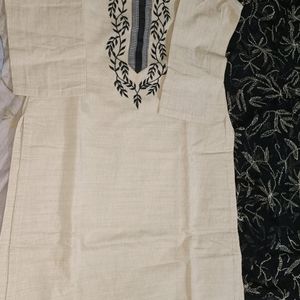 Cream Kurta With Black Dupatta