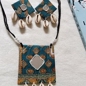 Necklaces With Earrings