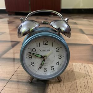 Citizen Table Clock