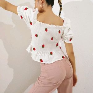 TopSale🧃Pinterestly Viral 🍓EmbroidedPeplum Top