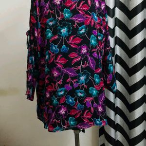 Plus Size Floral Top