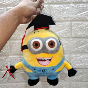 Graduation Minion Bob Plushie