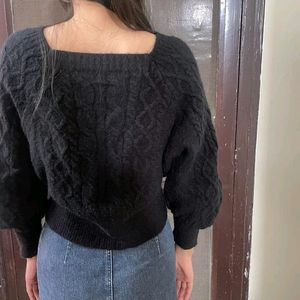 Elegant Looking Sweater Top.