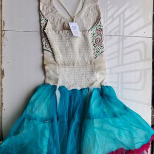 Fancy FRILLED FROCK (7-8.5 Years)