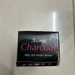 EECO’S CHARCOAL PEEL OFF MASK