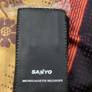 RARE SANYO Talk-Book VAS Model TRC-680M (UNOPENED)