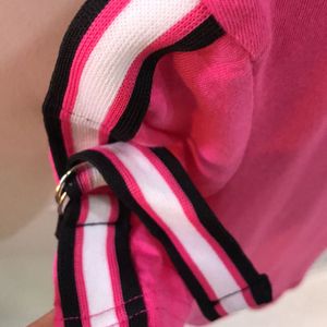 Buckle Arm Pink-White-Black T-shirt