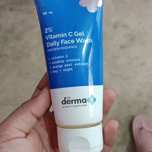 The Derma Co 2% Vitamin C Gel Daily Face Wash