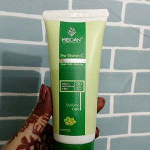 Vitamin C Facewash Gel