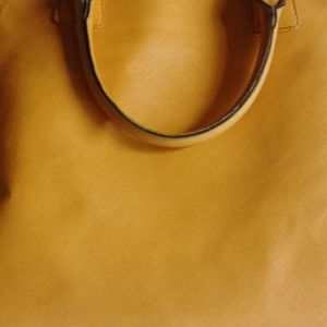 Leather Hand Bag(Negotiable Price)