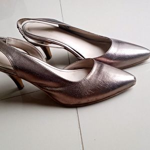 Bata Pencil Heel ( Electra Pumps)