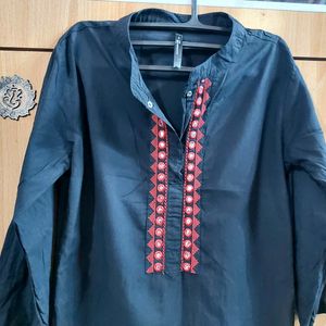 Here & Now Women Black Kurta