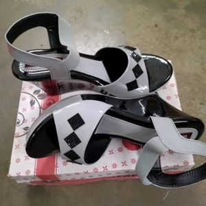 Ladies Footwear