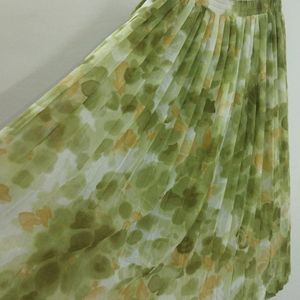 Imported Pinterest Pleated Floral Skirt