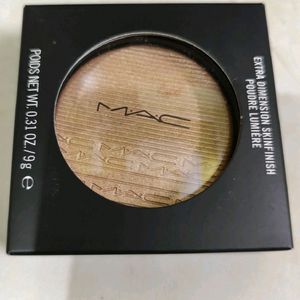 Mac Extra Dimention Skinfinish Highlighter