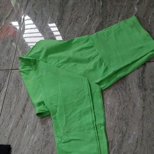 Parrot Green Leggins