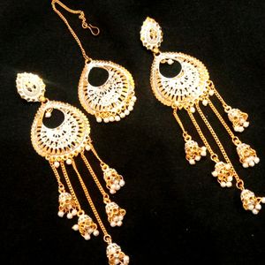 Earings With Mangtika