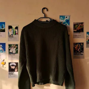 Army Green Dropped Shoulders Sweater