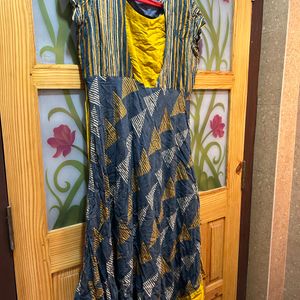 Xl Women Dress Kurta With Pockets