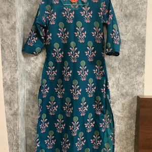 Teal Coloured Floral Kurta (xs)