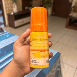 Aqualogica Glow+ Hydrating Foam Cleanser