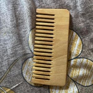 Neem Wood Comb _ Unused