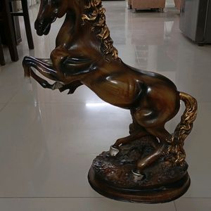 Showpiece Horse For Postive Vibes