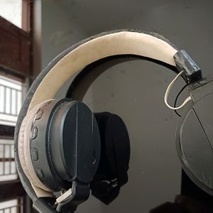 BLUETOOTH HEADPHONES