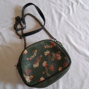 Green Casual Sling Bag (Women's)