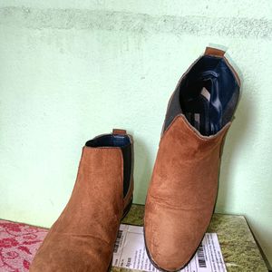 Chelsie Boot (Brown)