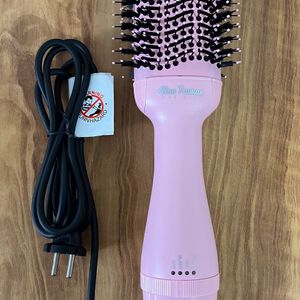 Alan Truman Pink Blow Brush