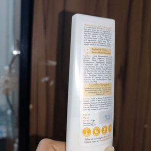 Wishcare Vit C Pure Glow Milk Sunscreen