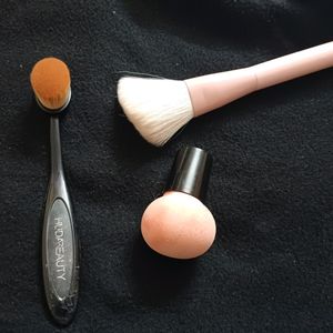 Makeup Brushes