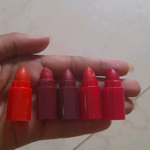 Pack Of 3 Lipsticks