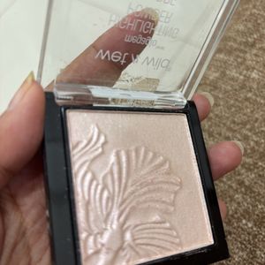 Sugar Blush & Wet N Wild Highlighter