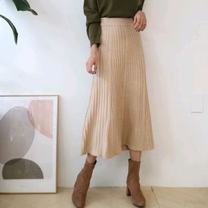 🆕 Pinteresty High Waist Ribbed Skirt ❄️