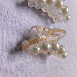 Pearl claw clips