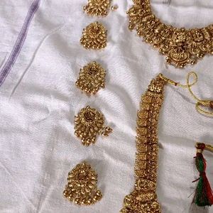 Golden Bridal Jewellery Set