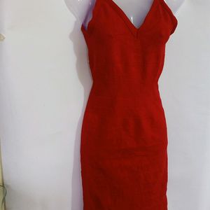 RED BODYCON DRESS