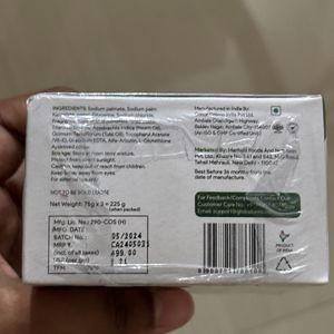 Sealed Kozicare Whitening Soap For Oily Skin