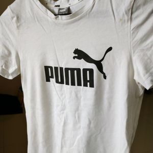 Puma White Slim Fit Tshirt