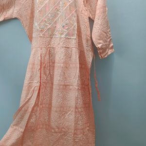 Pretty Peach Embroidered Kurta💕